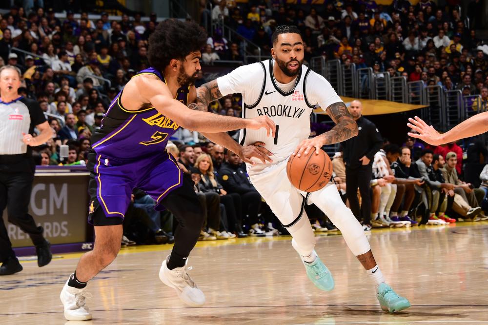 球员在防守 球员在防守